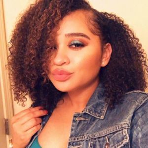 Meet your Posher, Bobbi